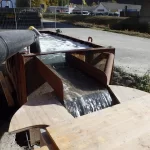 Gereinigtes Bauabwasser am Ablauf der Abwasservorbehandlungsanlage.